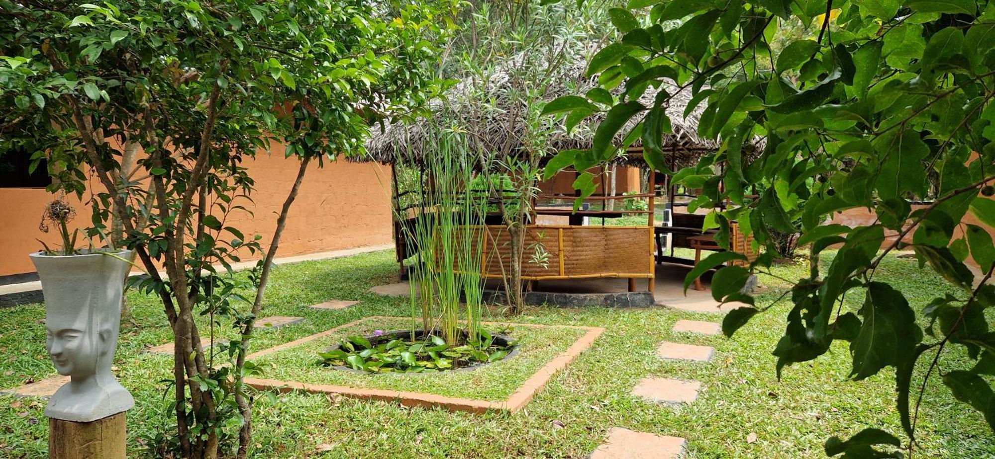 Hotel Niyagala Lodge Sigiriya Exterior photo